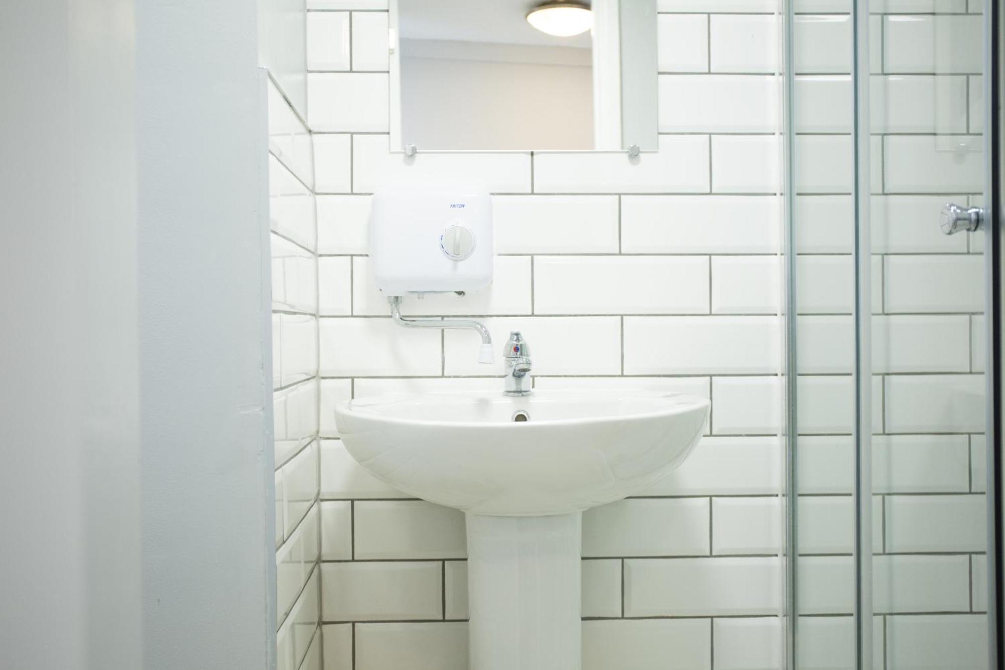 Central Studio Apartments In Stratford Upon Avon Shottery Стая снимка